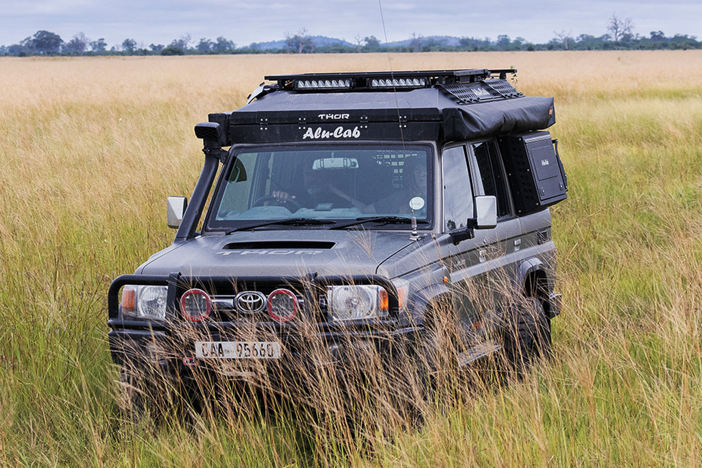 76 Series Side Window Box Complete Kit