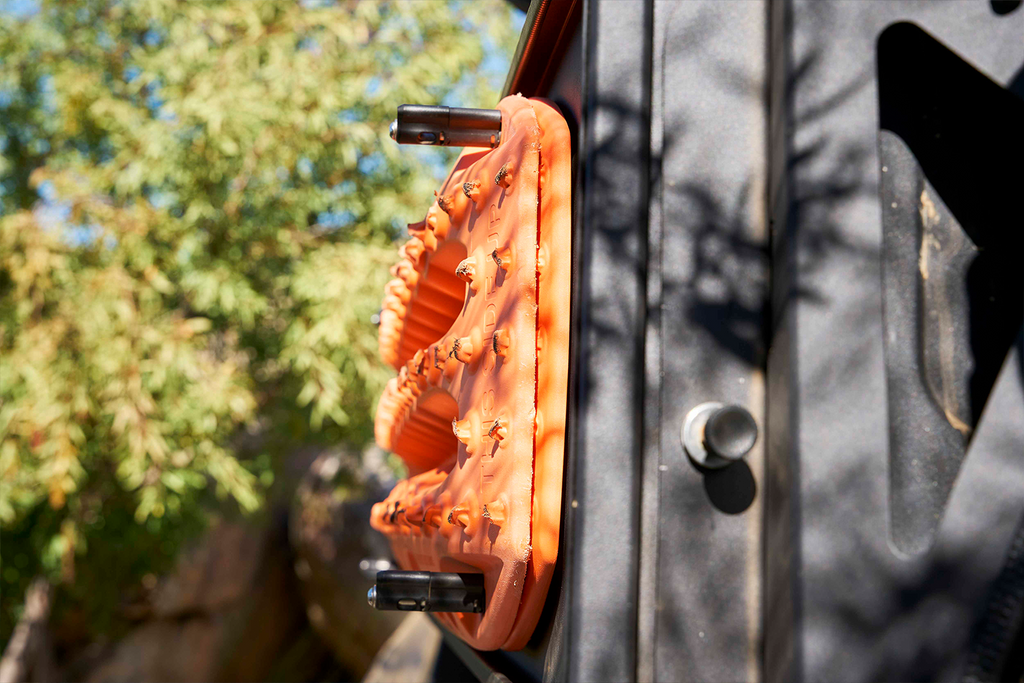 Camper MaxTrax Fold-Out Side Table