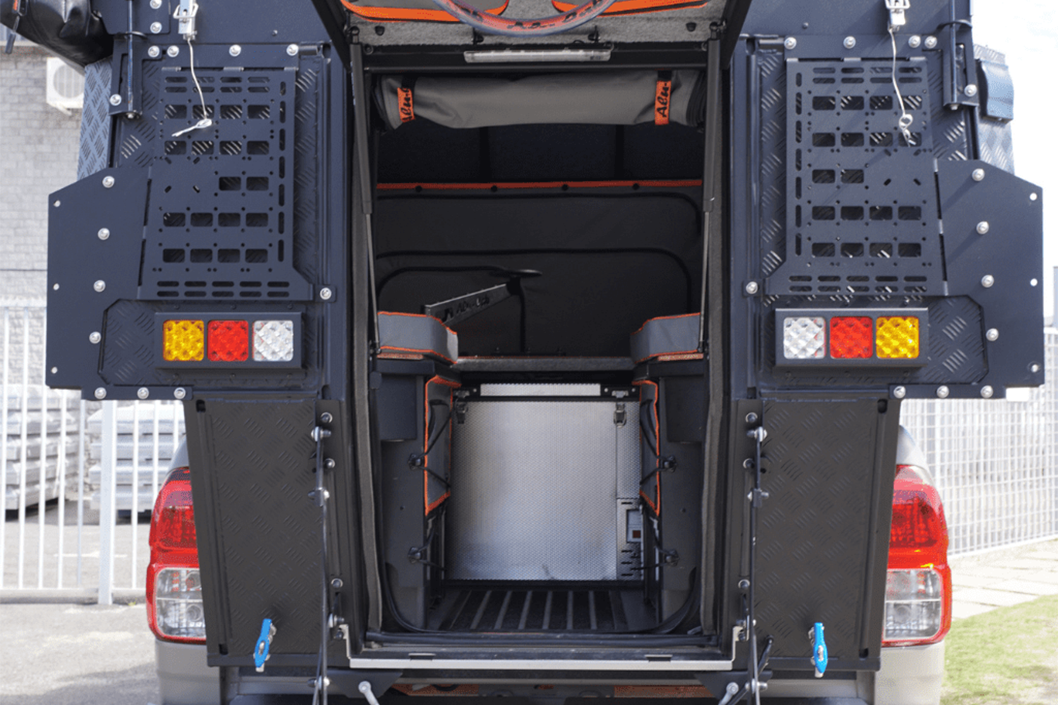 Khaya Family Camper 4-Sleeper