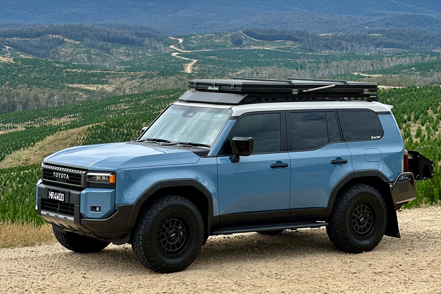 LT-50 Lightweight Rooftop Tent