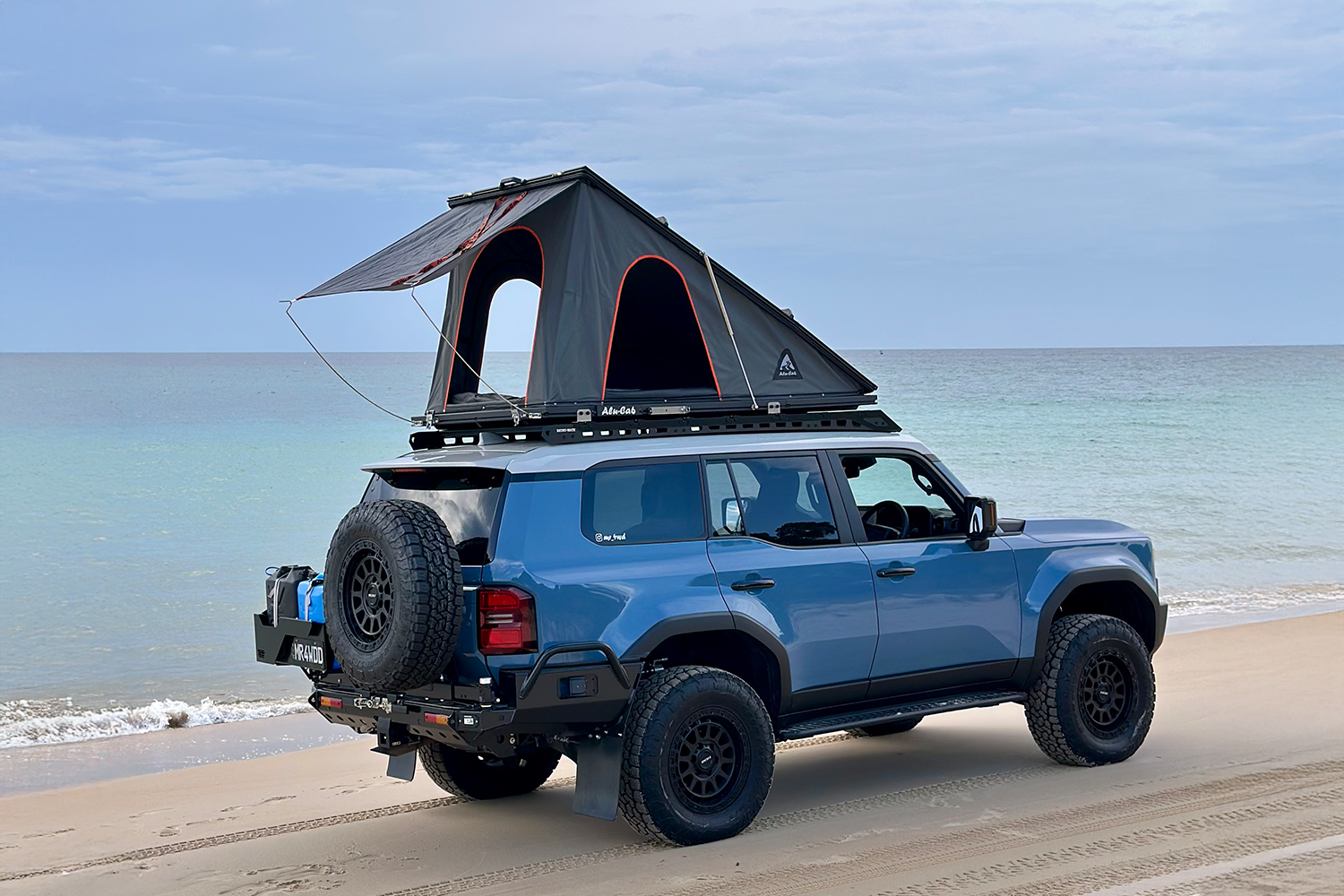 LT-50 Lightweight Rooftop Tent