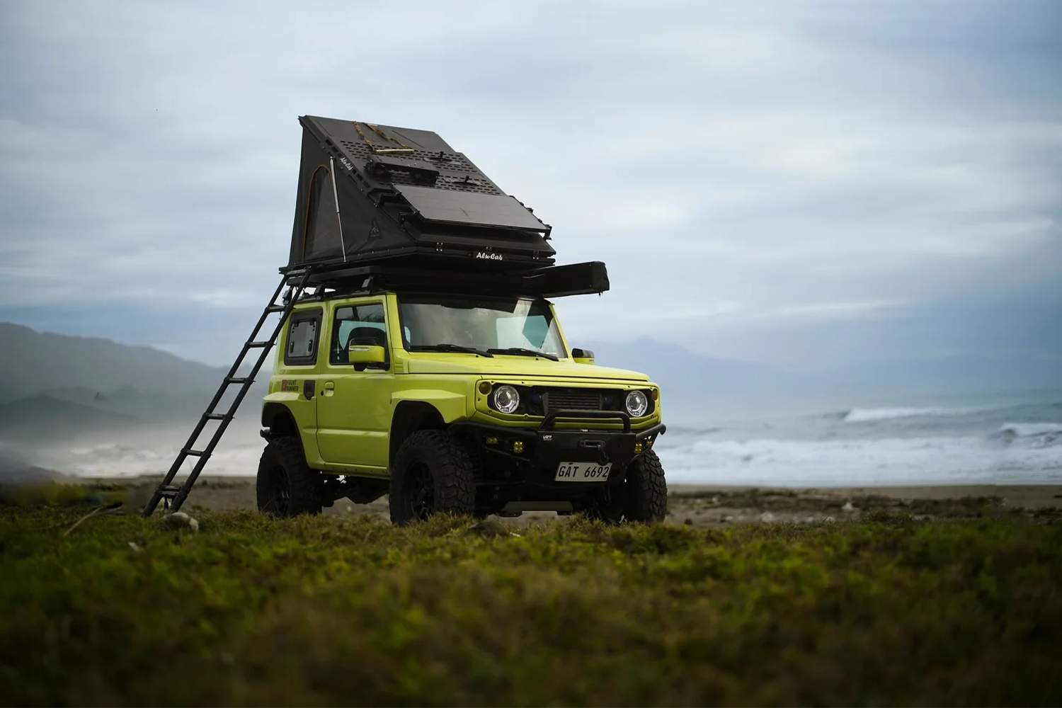 LT-50 Lightweight Rooftop Tent