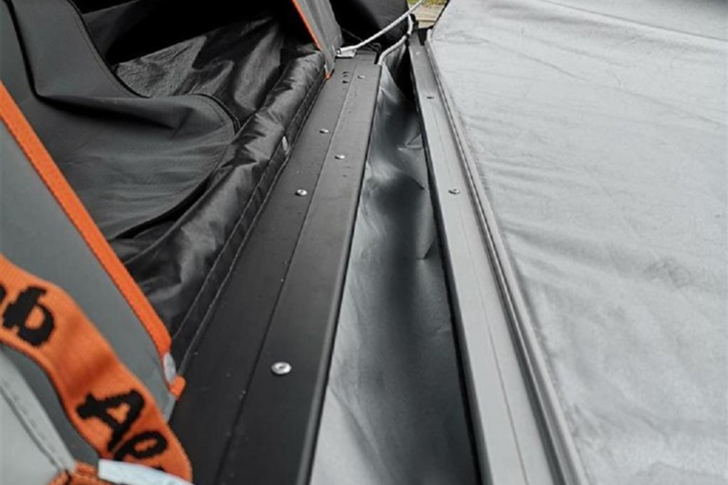 Shadow Awning Gutter