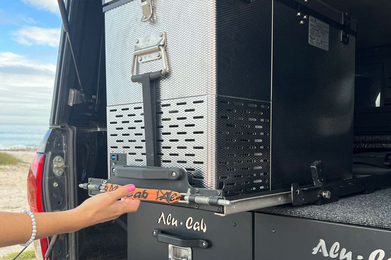 Tilting Fridge Slide