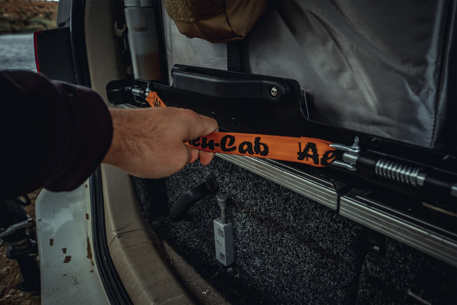 Tilting Fridge Slide