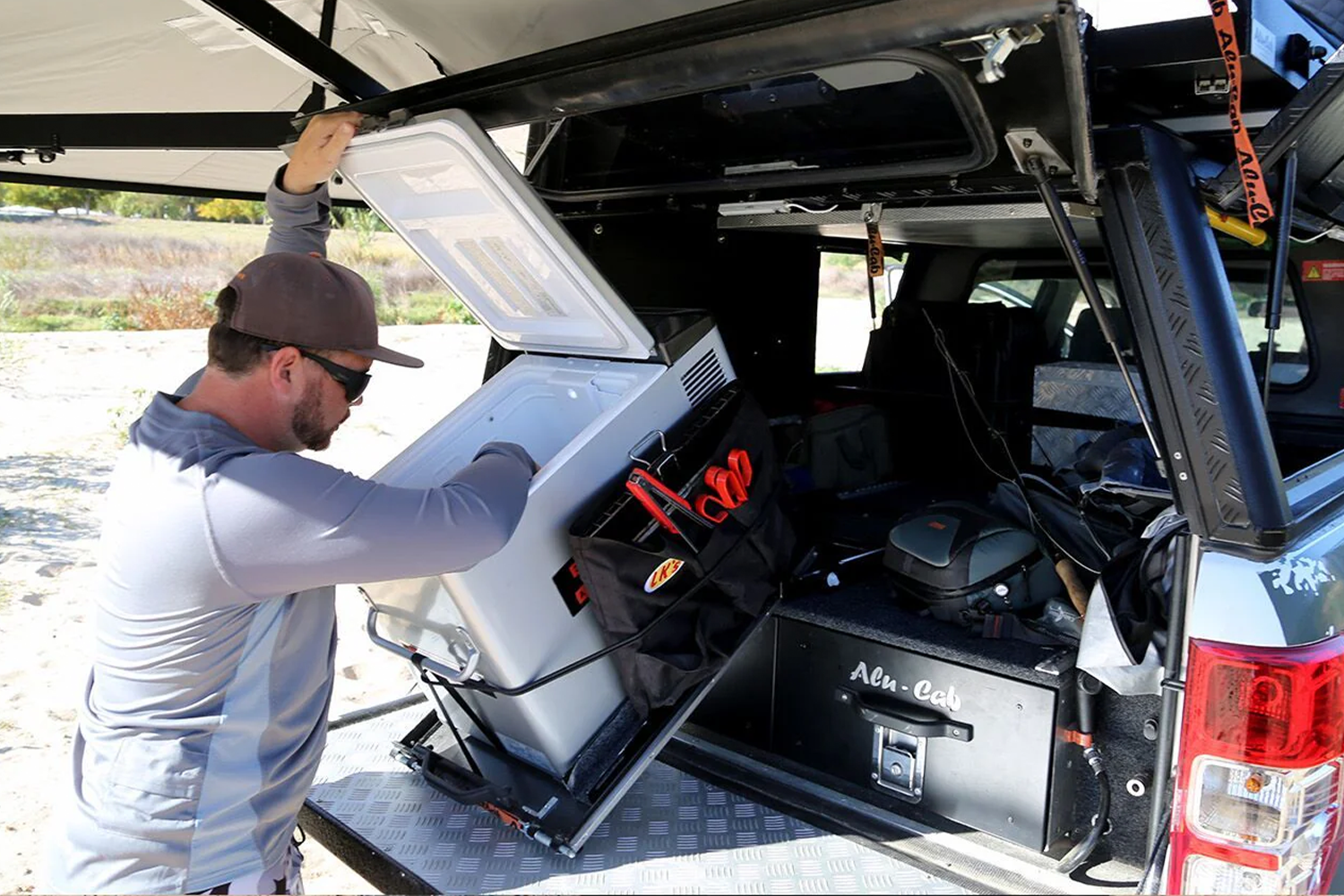 Tilting Fridge Slide